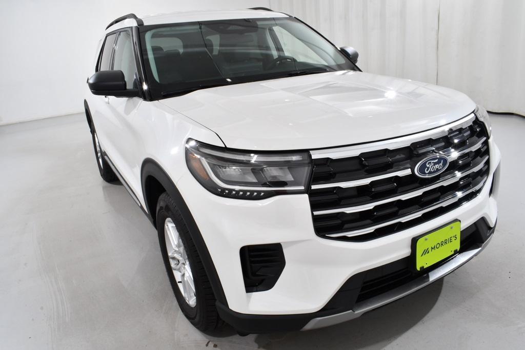 new 2025 Ford Explorer car, priced at $41,777