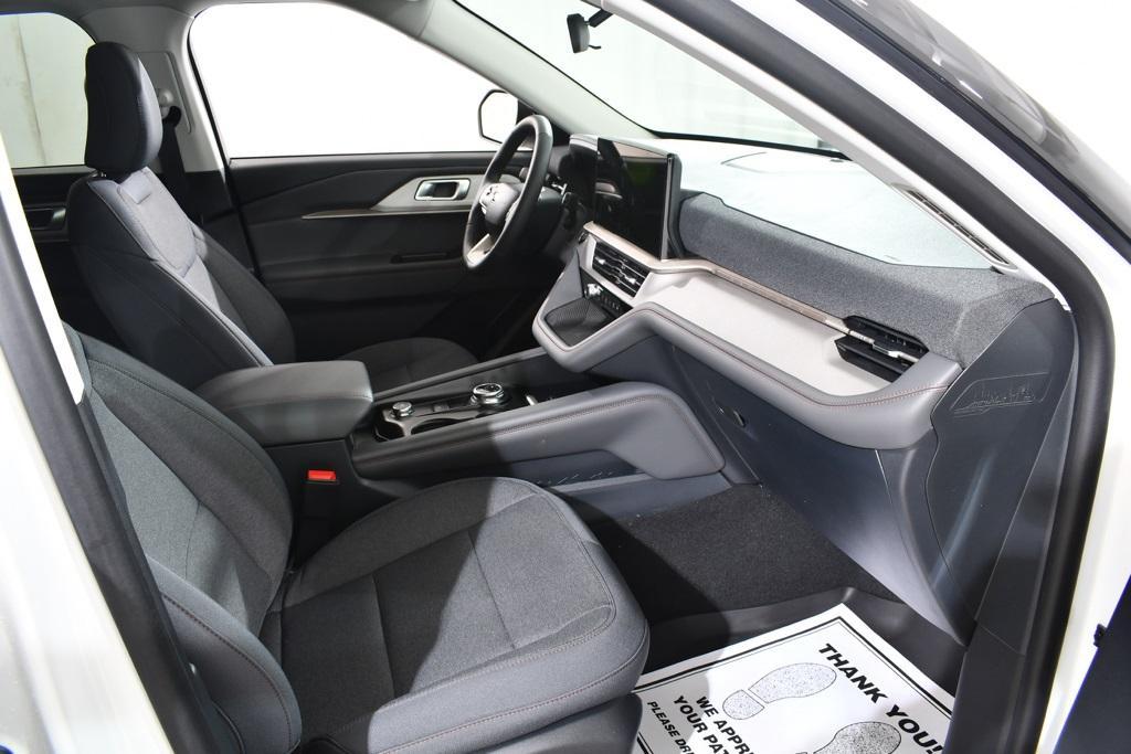 new 2025 Ford Explorer car, priced at $41,777