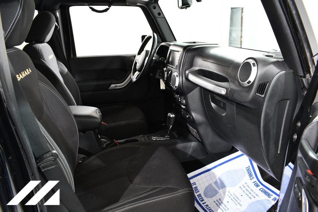 used 2015 Jeep Wrangler Unlimited car, priced at $19,555