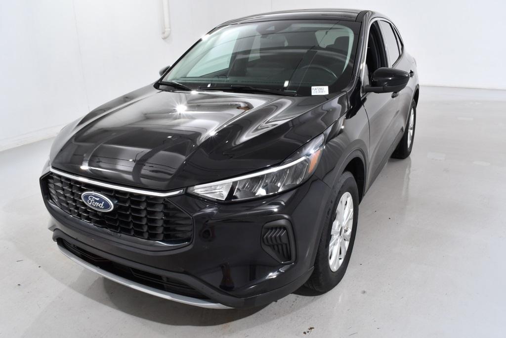 used 2023 Ford Escape car, priced at $22,155