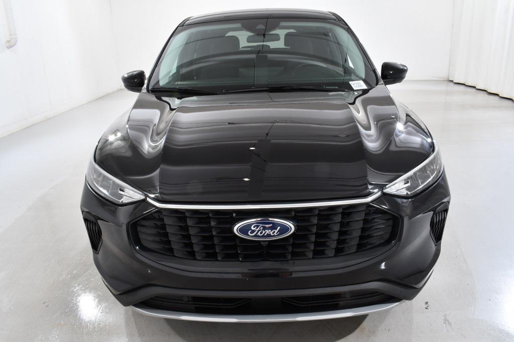 used 2023 Ford Escape car, priced at $22,155