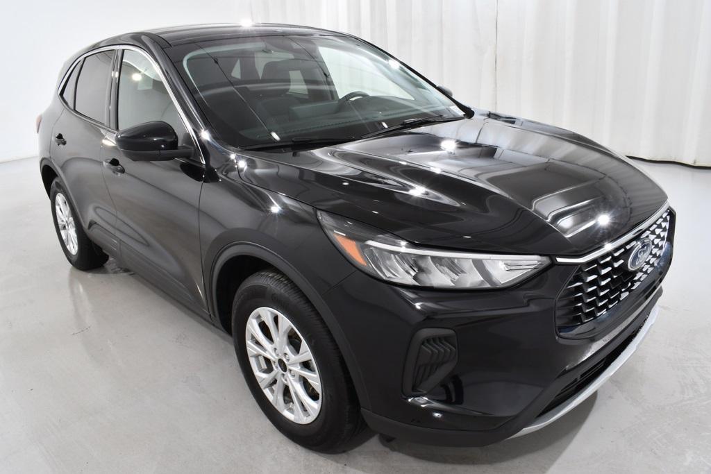 used 2023 Ford Escape car, priced at $23,155