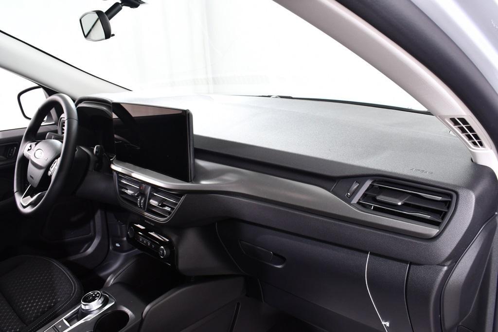 new 2025 Ford Escape car, priced at $33,477
