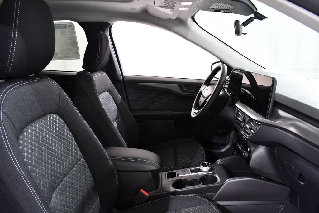new 2025 Ford Escape car, priced at $33,477