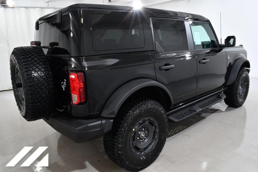 new 2024 Ford Bronco car, priced at $53,577