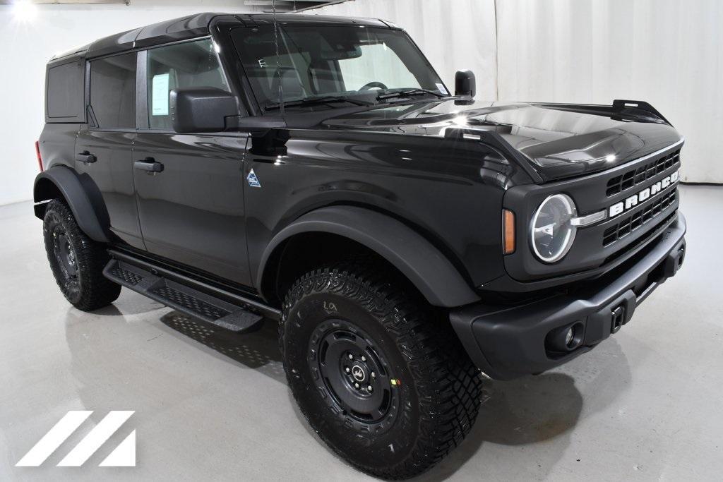 new 2024 Ford Bronco car, priced at $53,577