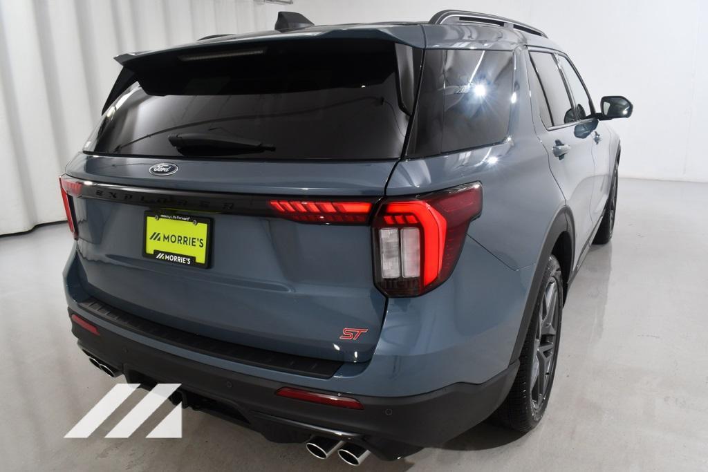 new 2025 Ford Explorer car, priced at $59,277
