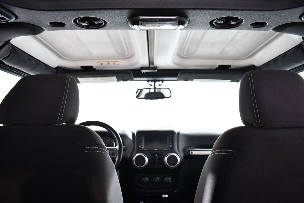 used 2015 Jeep Wrangler Unlimited car, priced at $16,755