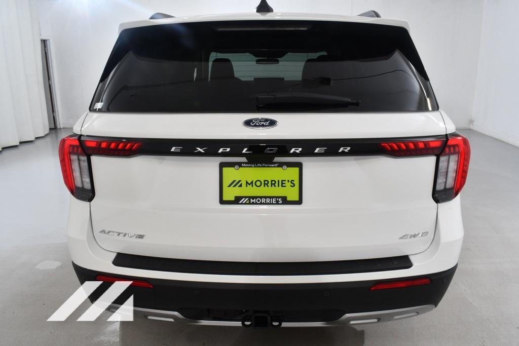 new 2025 Ford Explorer car, priced at $43,077