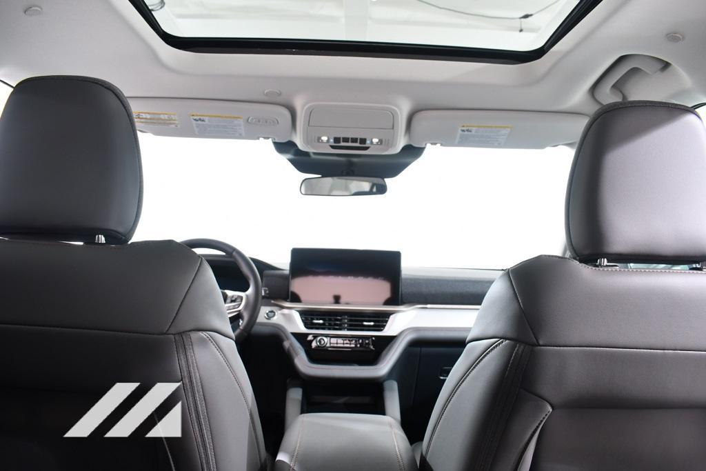 new 2025 Ford Explorer car, priced at $43,077