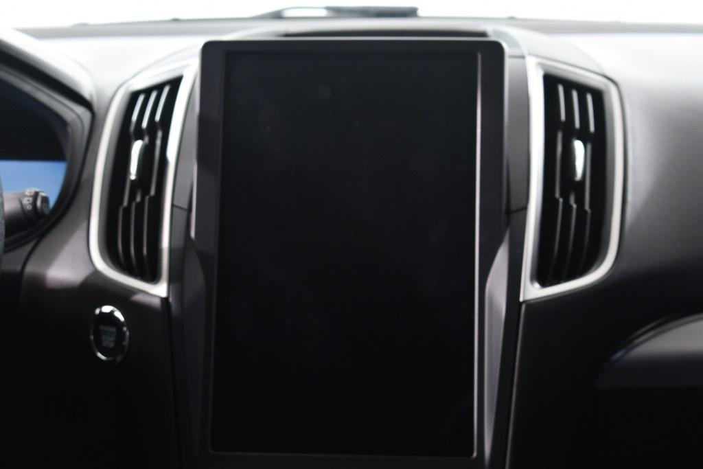 used 2022 Ford Edge car, priced at $23,655