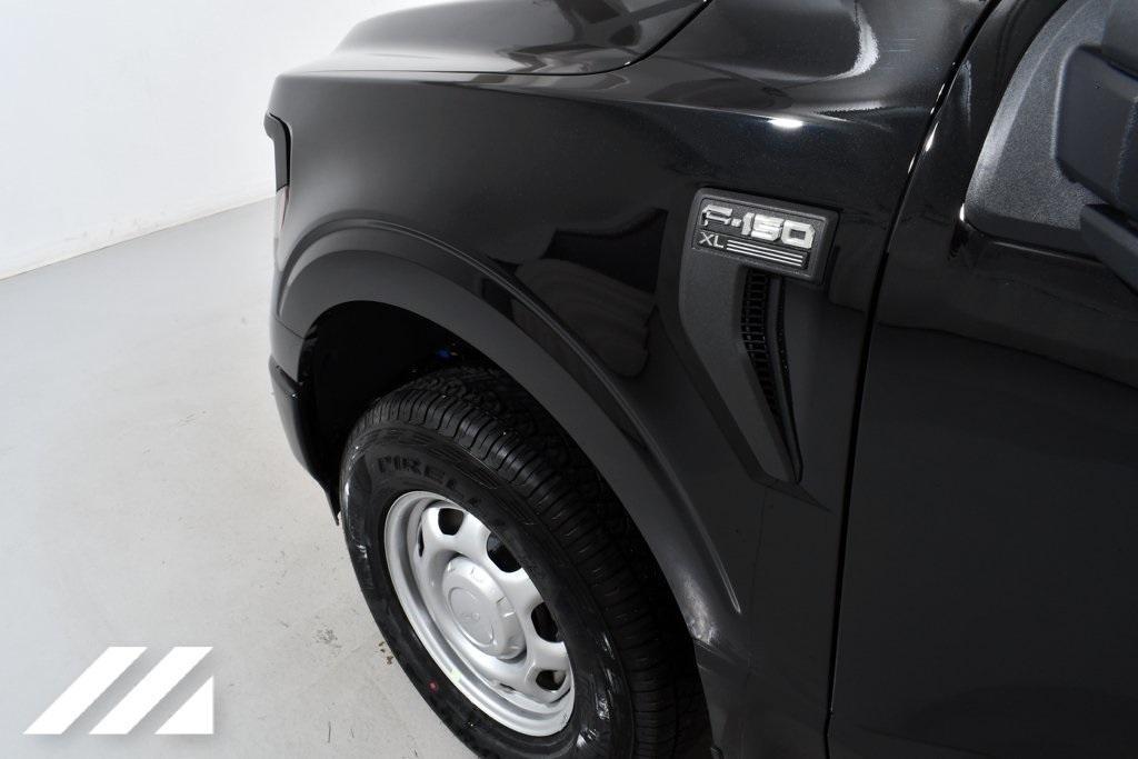 new 2025 Ford F-150 car, priced at $40,777