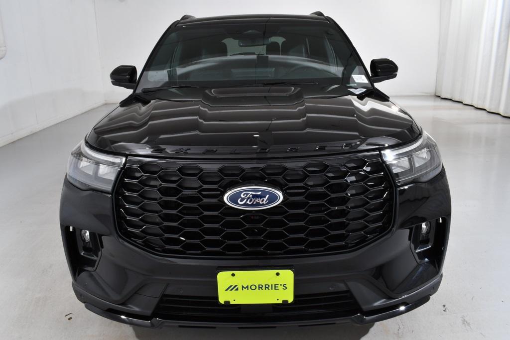 new 2025 Ford Explorer car, priced at $50,077