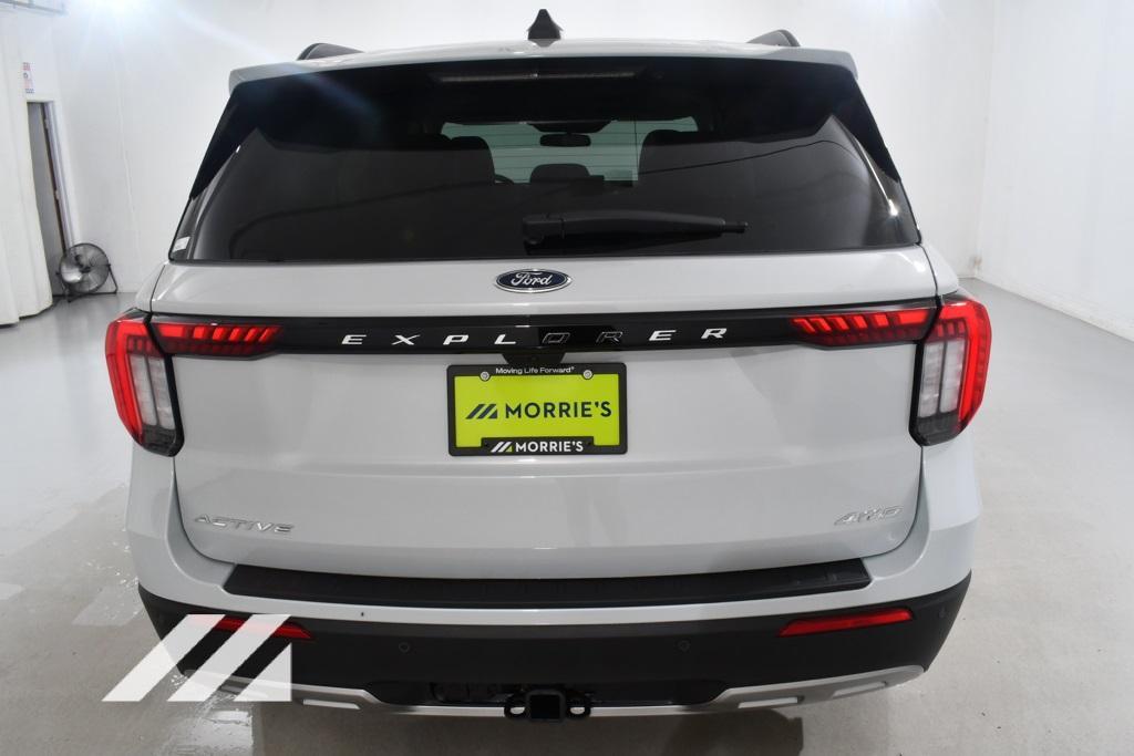 new 2025 Ford Explorer car, priced at $47,777