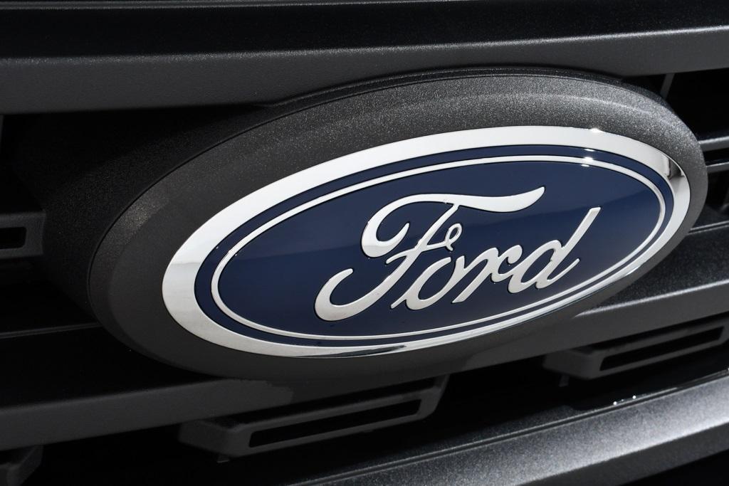used 2021 Ford F-150 car, priced at $25,455