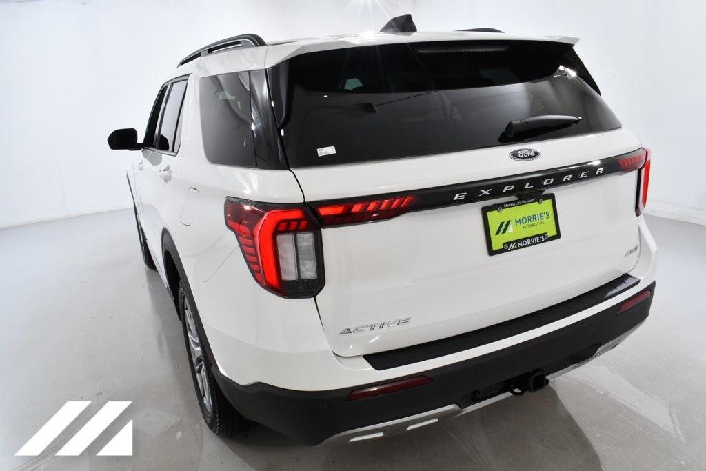 new 2025 Ford Explorer car, priced at $44,477