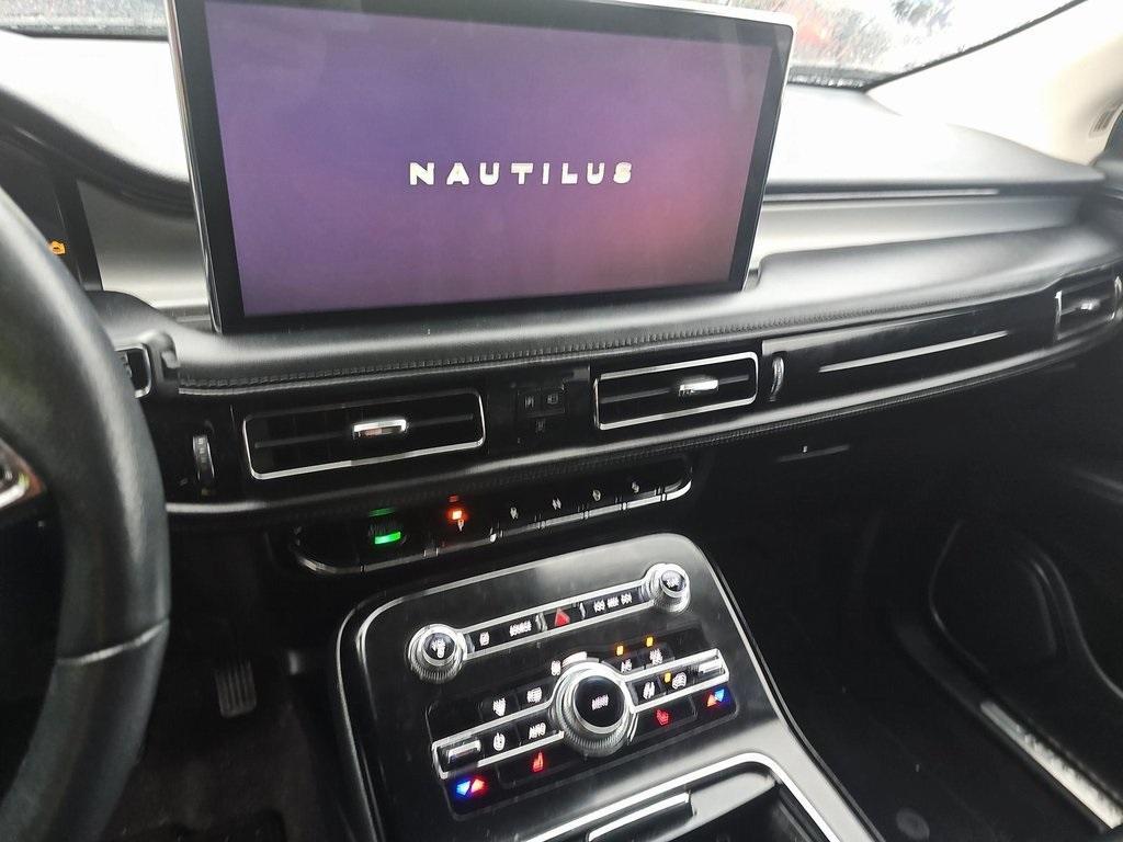 used 2021 Lincoln Nautilus car, priced at $26,855