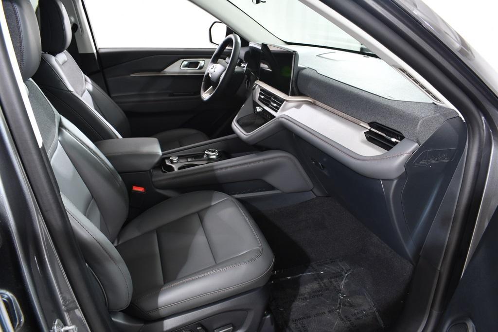 new 2026 Ford Explorer car, priced at $47,777