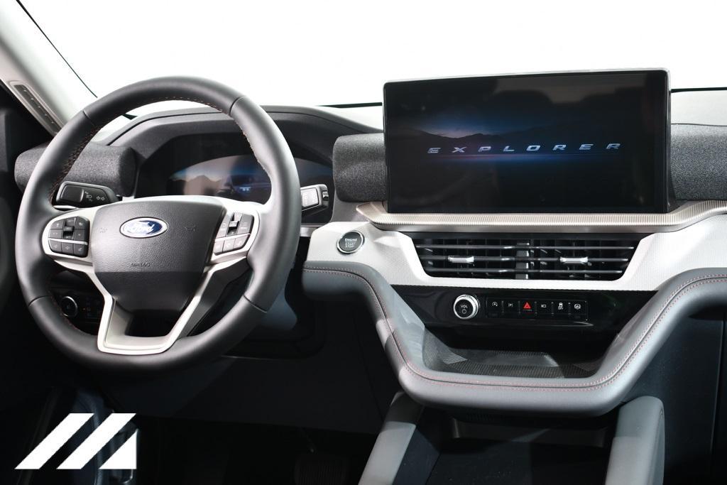 new 2025 Ford Explorer car, priced at $45,560