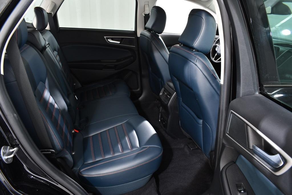 used 2024 Ford Edge car, priced at $28,255