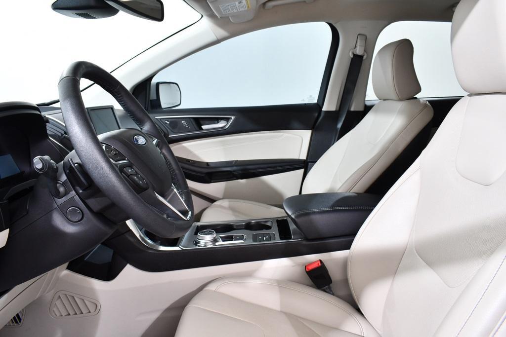 used 2022 Ford Edge car, priced at $29,555