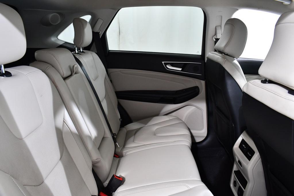 used 2022 Ford Edge car, priced at $29,555
