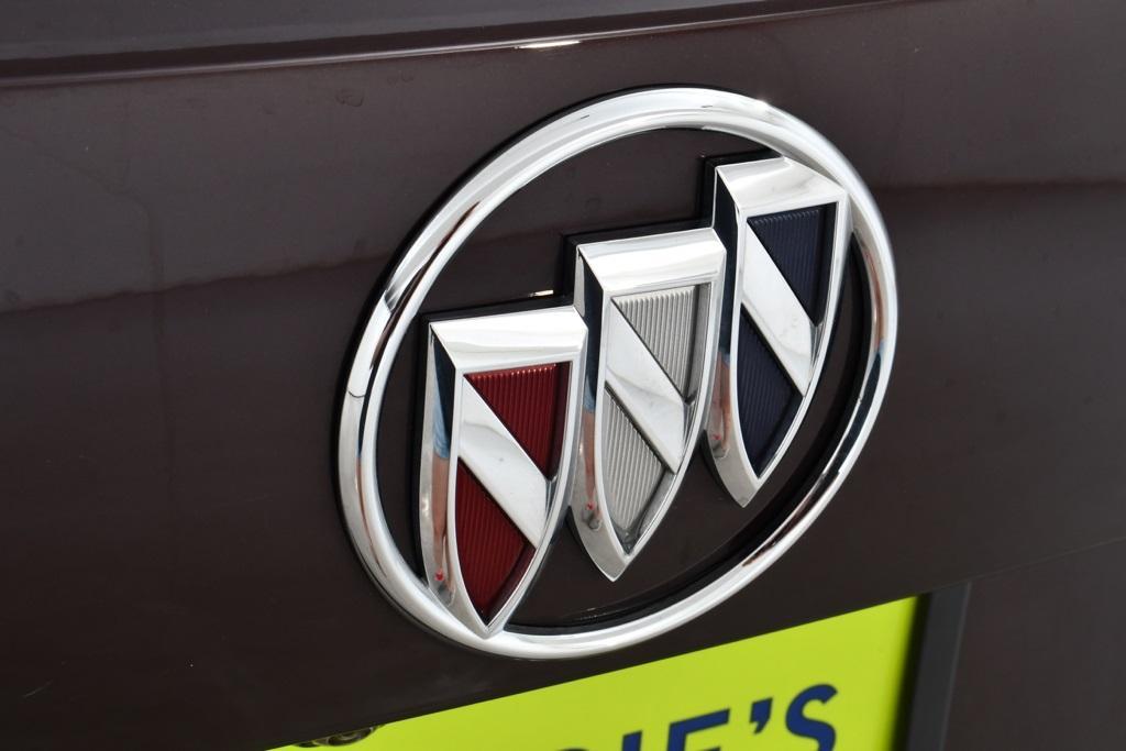 used 2023 Buick Envision car, priced at $35,555