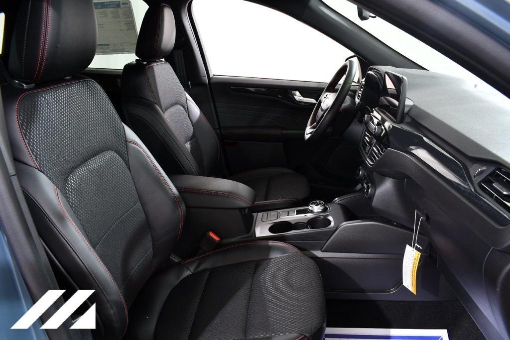 new 2025 Ford Escape car, priced at $31,777