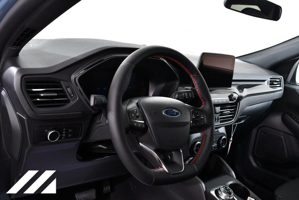 new 2025 Ford Escape car, priced at $31,777