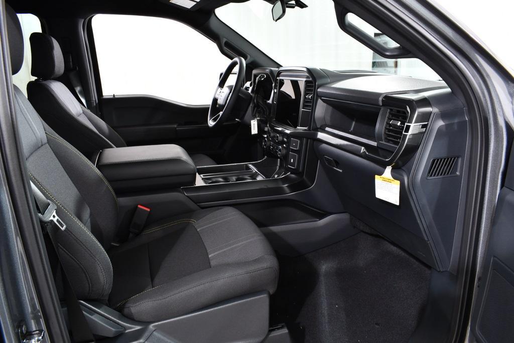 new 2025 Ford F-150 car, priced at $47,277