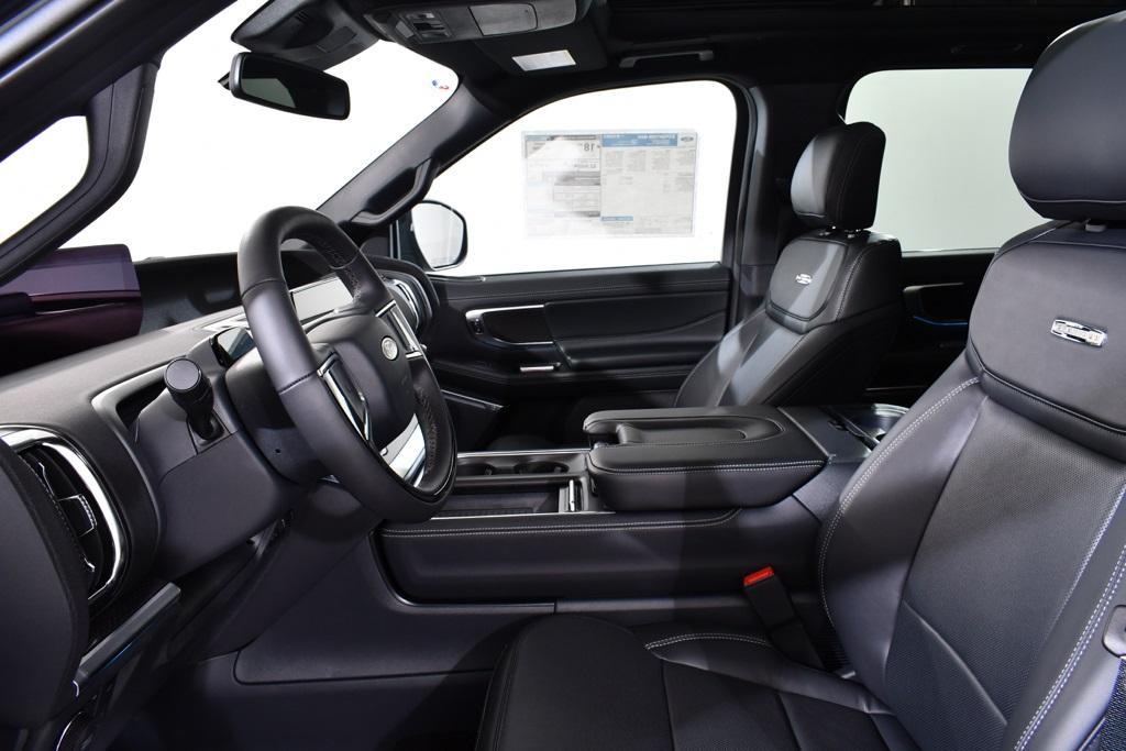 new 2025 Ford Expedition Max car, priced at $86,577