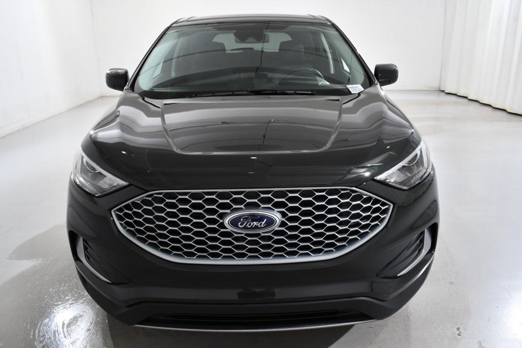 used 2023 Ford Edge car, priced at $27,155