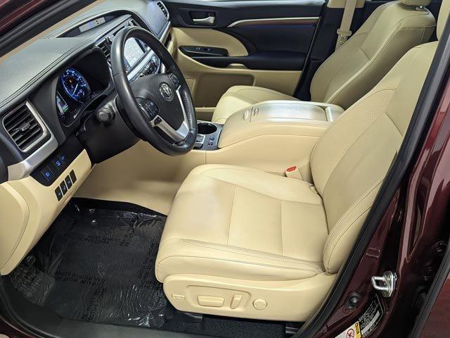 used 2019 Toyota Highlander Hybrid car, priced at $35,899