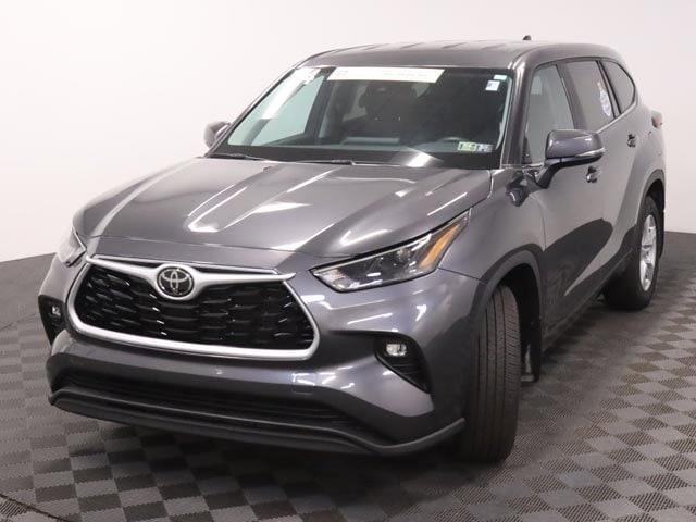 used 2024 Toyota Highlander car, priced at $40,249
