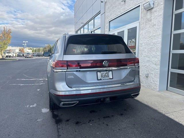 used 2024 Volkswagen Atlas car, priced at $34,999