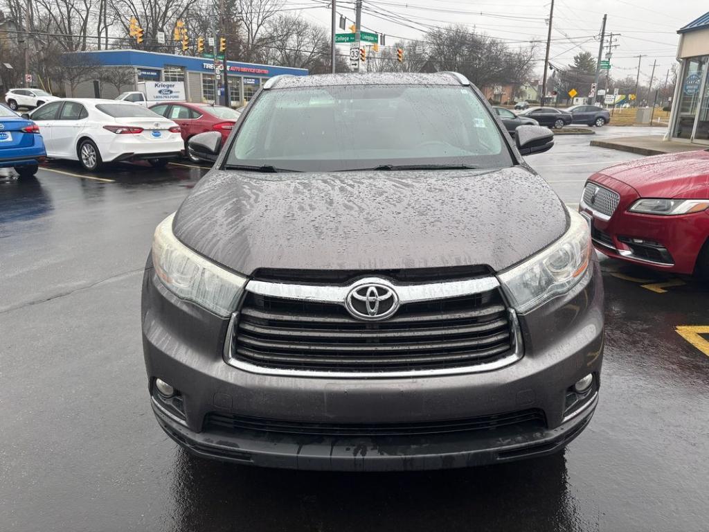 used 2015 Toyota Highlander car, priced at $16,950