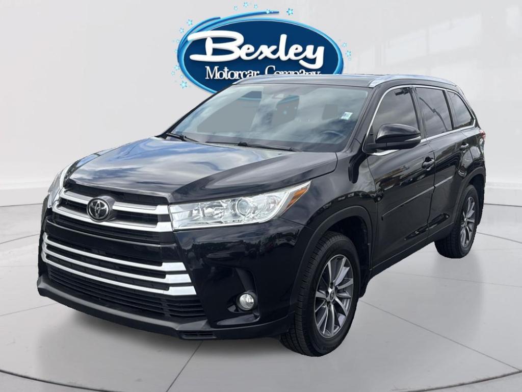 used 2019 Toyota Highlander car, priced at $24,950