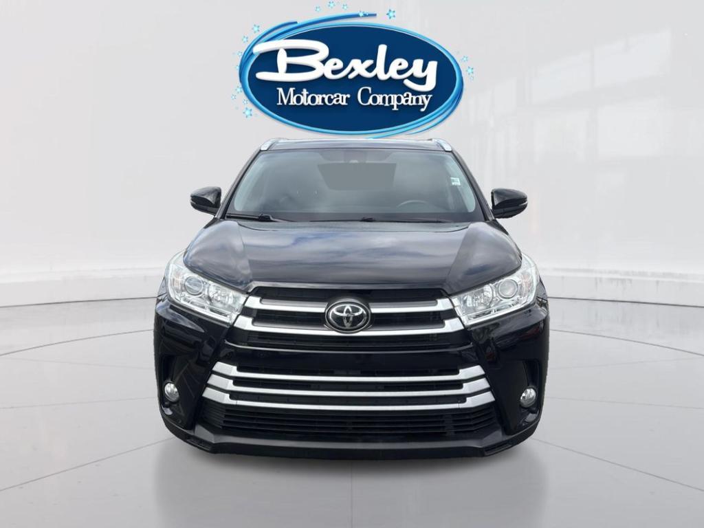 used 2019 Toyota Highlander car, priced at $24,950