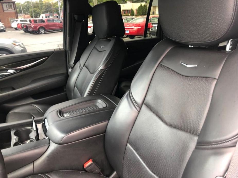 used 2018 Cadillac Escalade ESV car, priced at $36,450