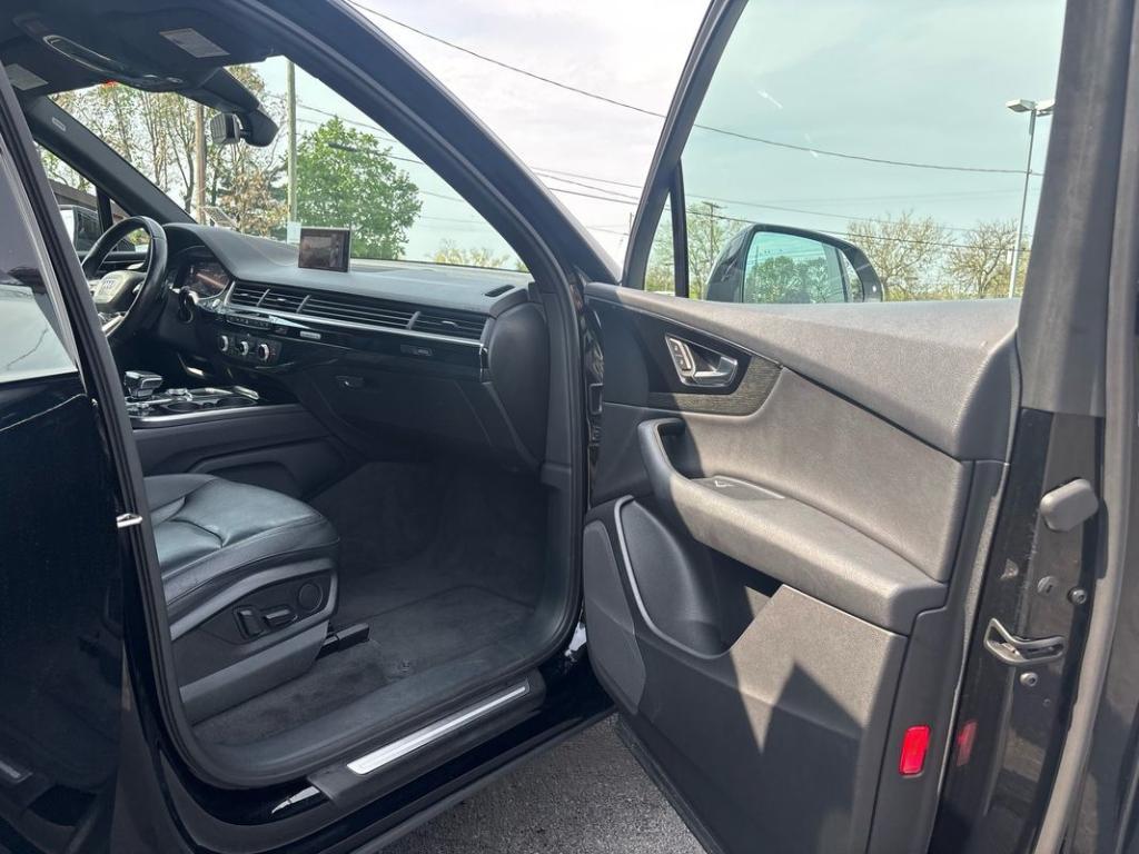 used 2017 Audi Q7 car, priced at $19,950