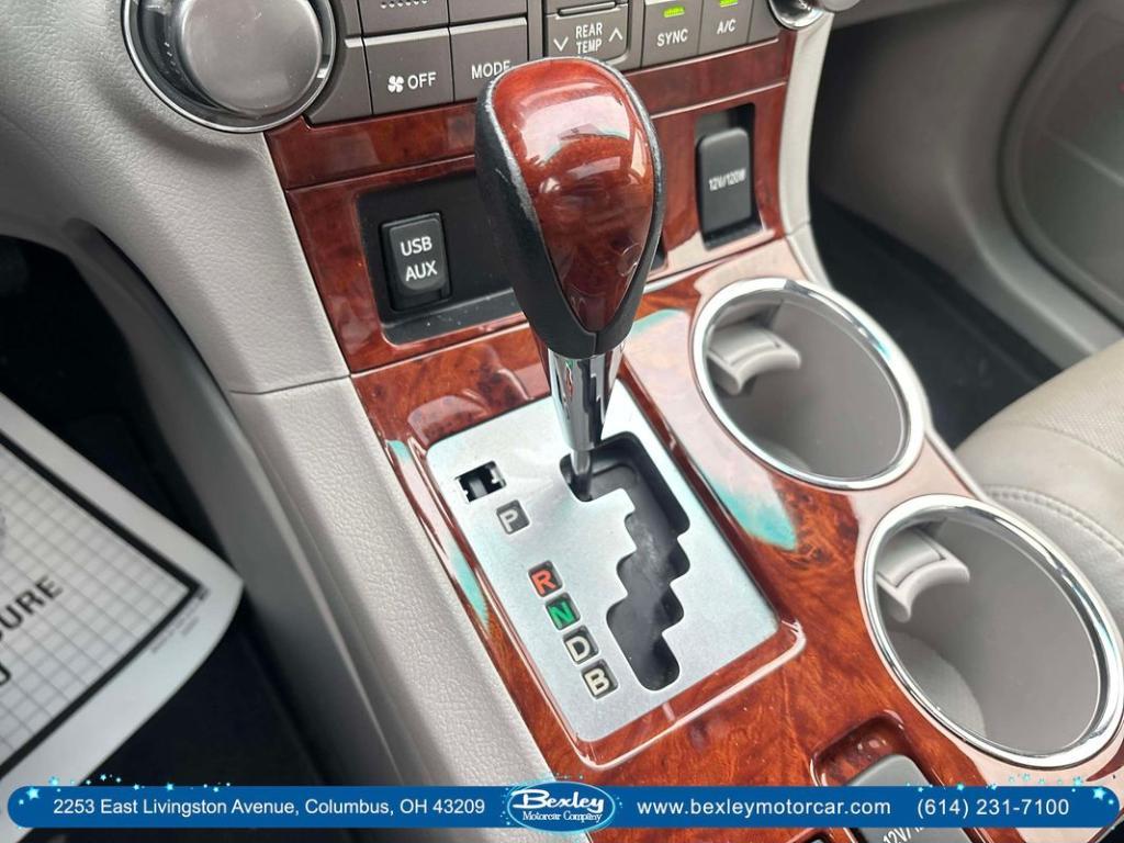 used 2012 Toyota Highlander Hybrid car, priced at $13,450