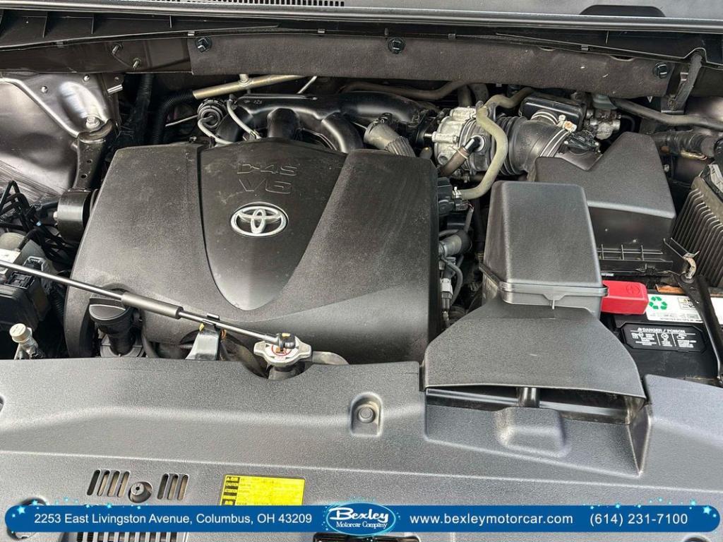 used 2019 Toyota Highlander car, priced at $19,450