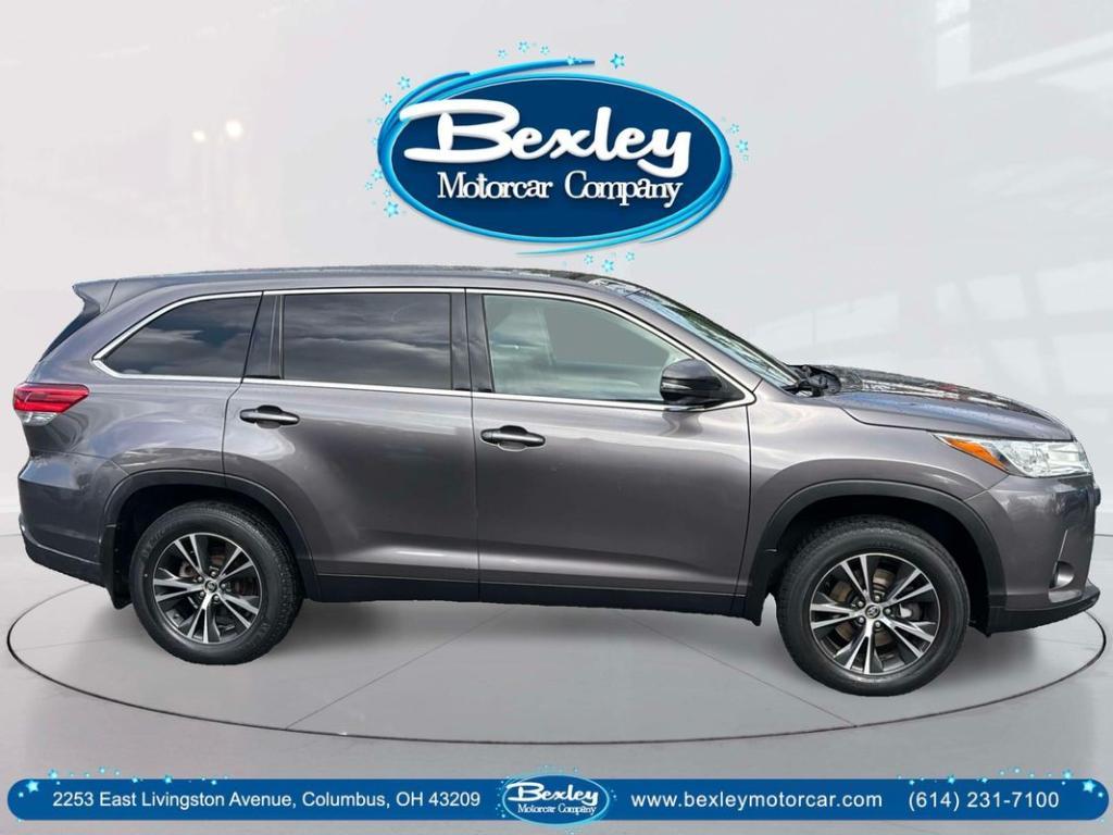 used 2019 Toyota Highlander car, priced at $19,450