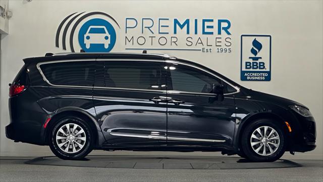 used 2018 Chrysler Pacifica car, priced at $17,800