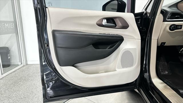 used 2018 Chrysler Pacifica car, priced at $17,800
