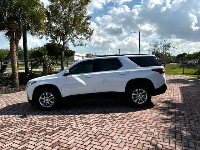 used 2020 Chevrolet Traverse car, priced at $18,800