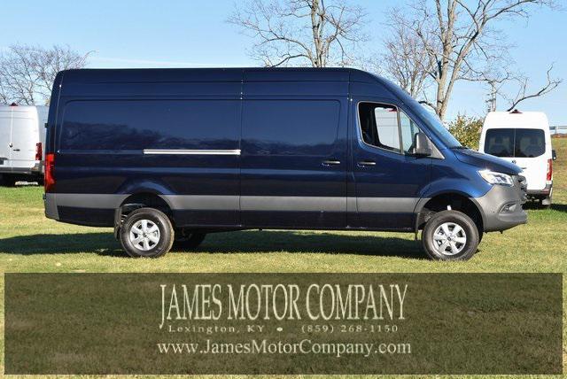 new 2024 Mercedes-Benz Sprinter 2500 car, priced at $79,708