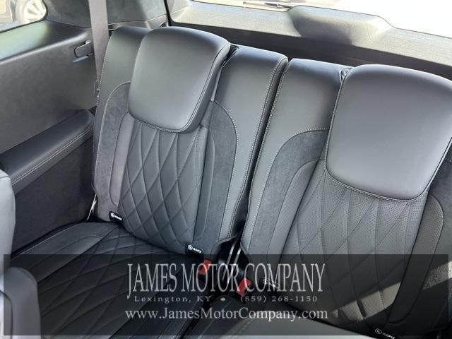 new 2025 Mercedes-Benz AMG GLS 63 car, priced at $161,675