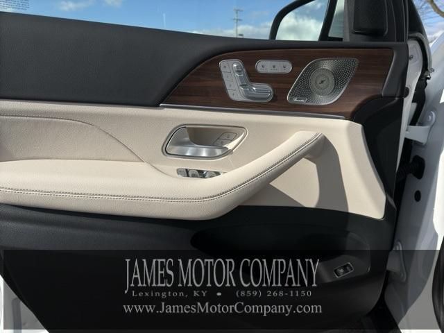 new 2025 Mercedes-Benz GLS 450 car, priced at $91,775