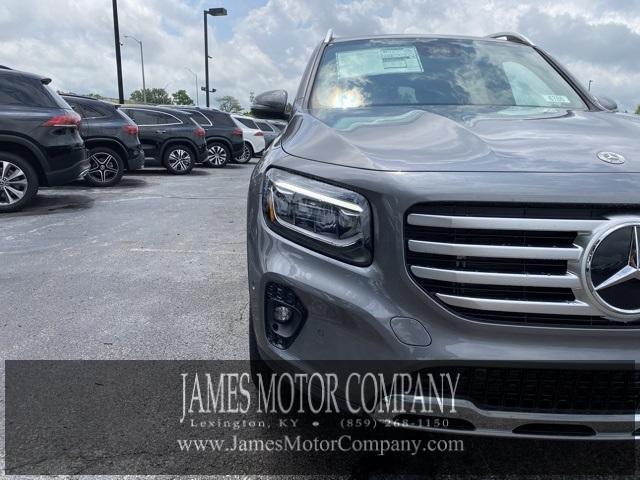 new 2025 Mercedes-Benz GLB 250 car, priced at $51,855